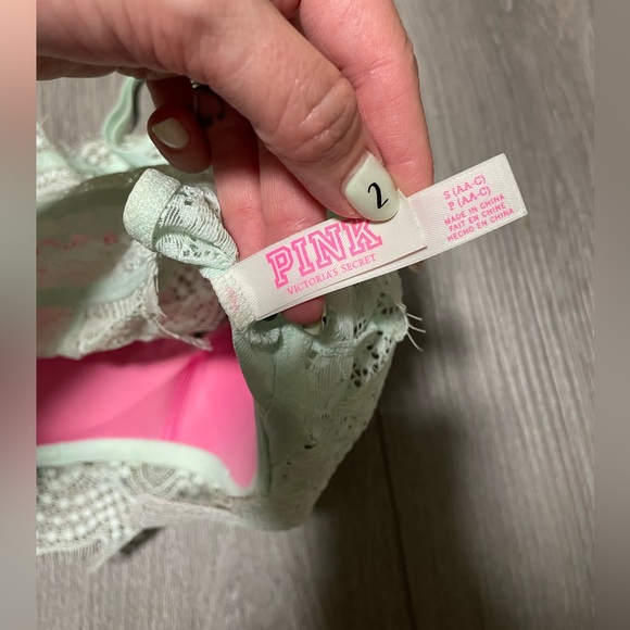 Victoria’s Secret PINK Racerback Bra - Picture 3 of 8